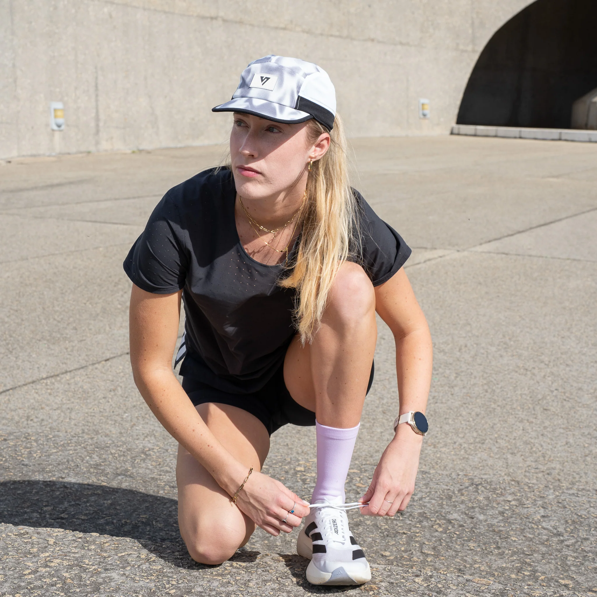 Black Mist Running Cap - Image 4
