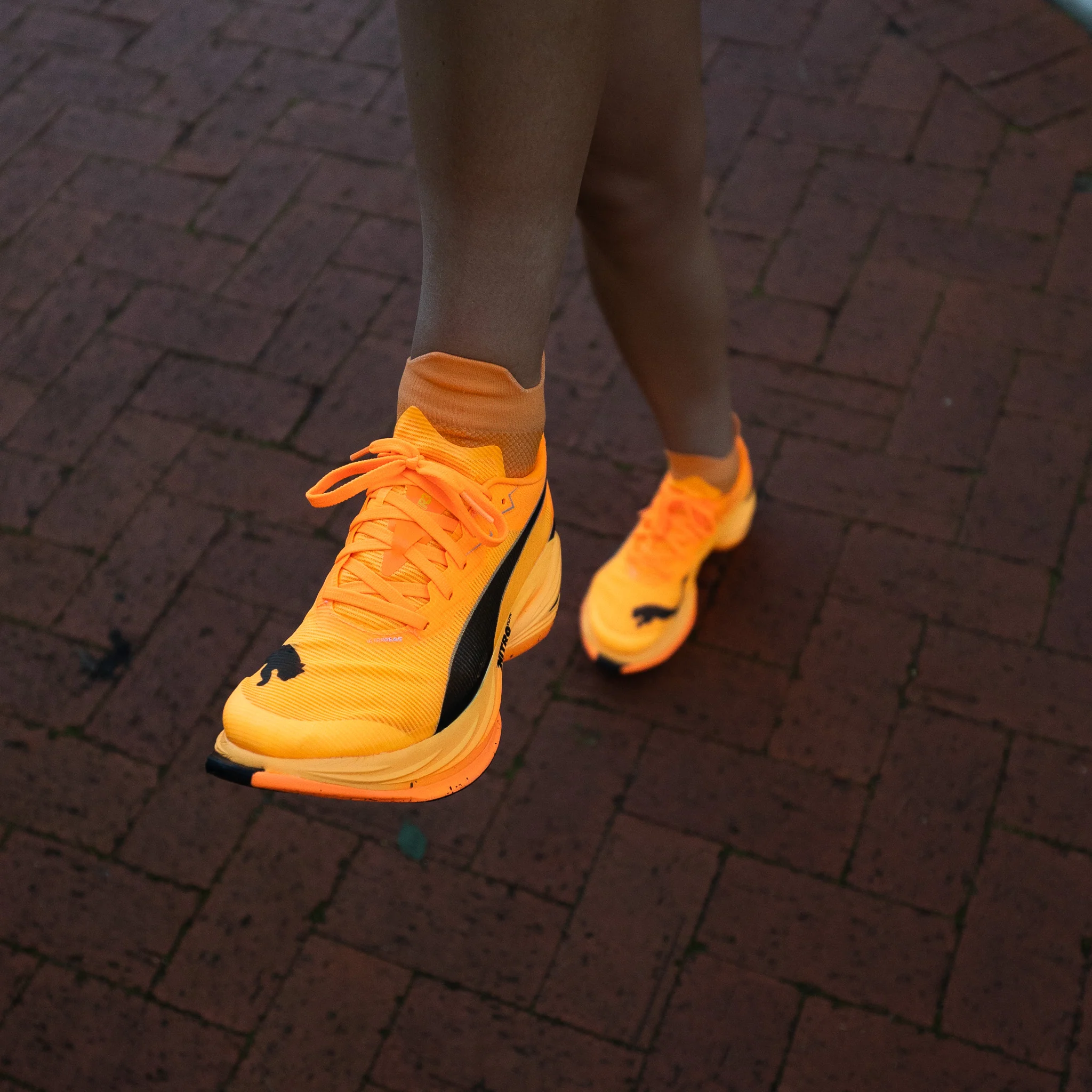 Tangerine Glow Running Ankle Socks - Image 3