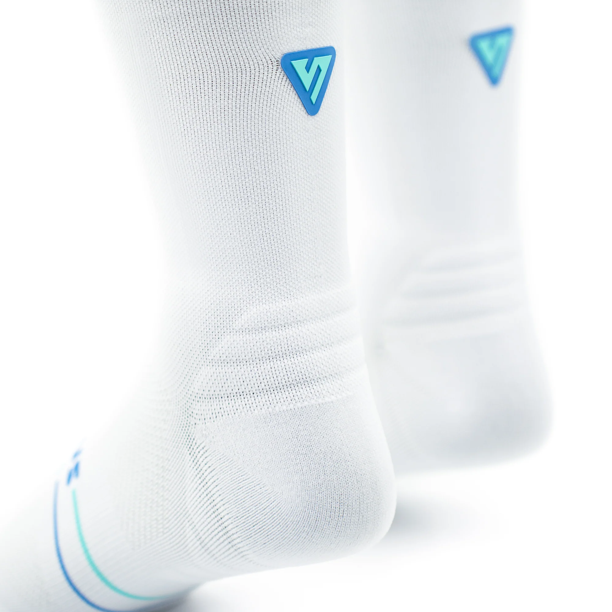 Two-Tides Limited Edition Active Crew Tab - Image 3